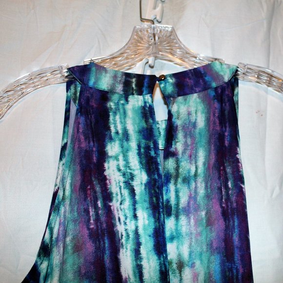 Wasso Dress - Picture 2 of 4